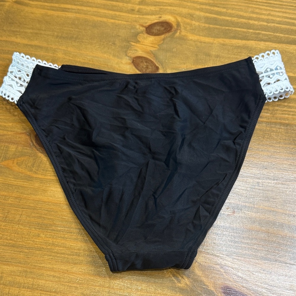 Chic Black Women's Bikini Bottom with Lace Detail - Picture 3 of 6